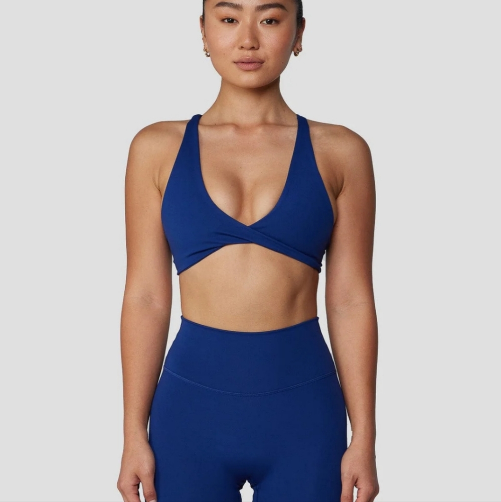 Crop shop boutique serenity leggings and Eva crop in energy